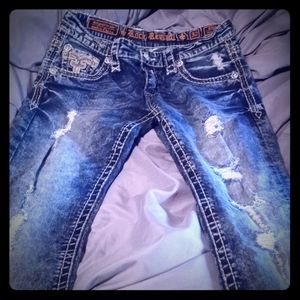 Light blue washed Rock Revival